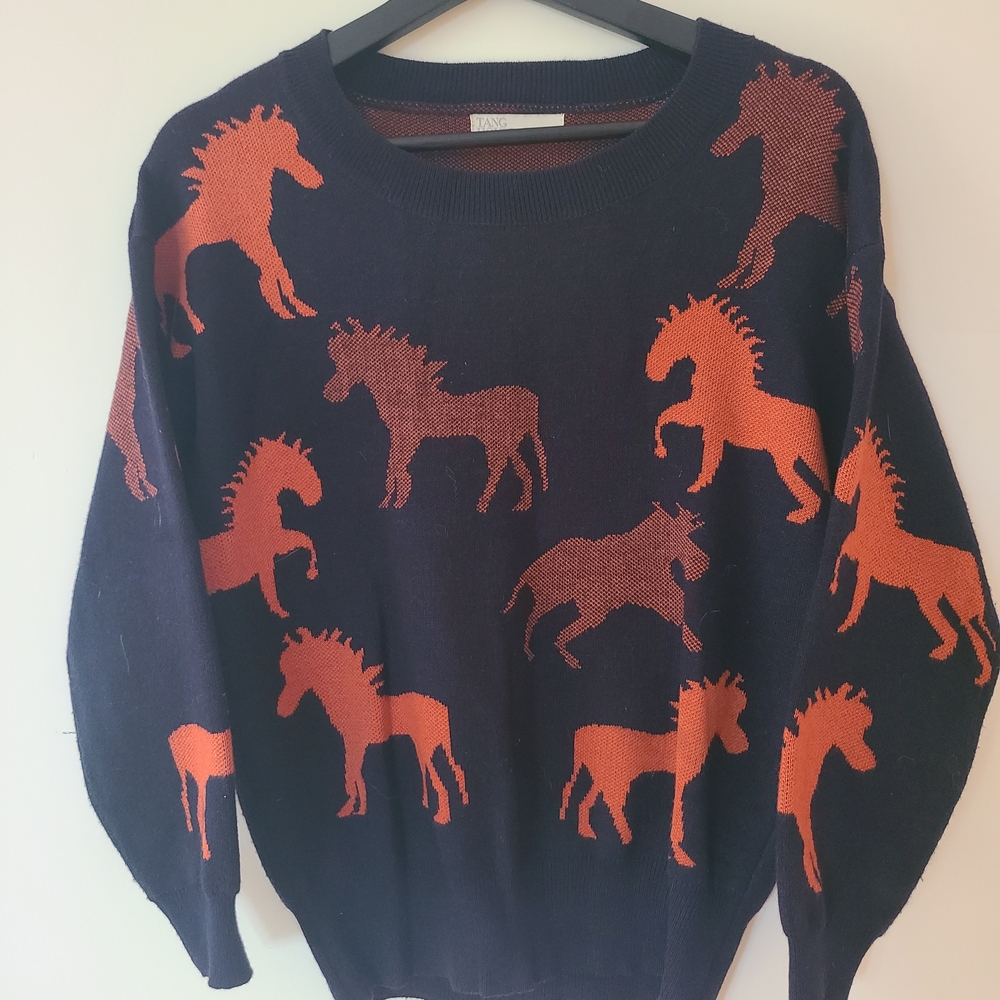 Vintage Horse Design Sweater - Picture 2 of 3